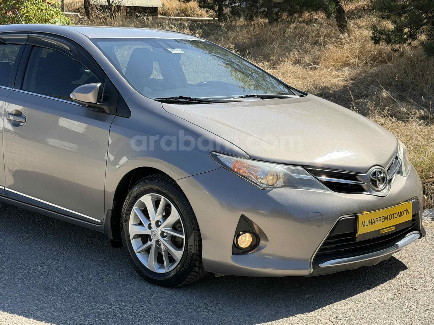 Galeriden Toyota Auris 1.4 D-4D Advance 2013 Model Bursa 300.000 km Kahverengi 5