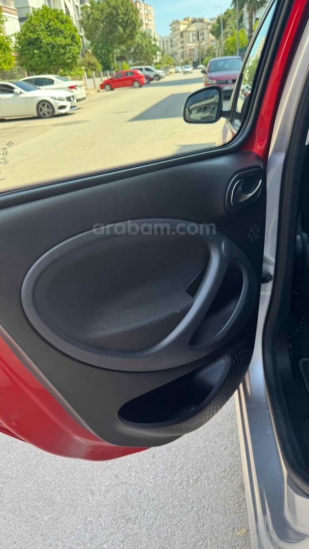Sahibinden Smart ForTwo 1.0 Passion 2015 Model Antalya 89.000 km Kırmızı 4