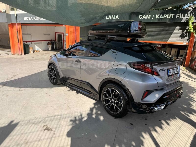 Sahibinden Toyota C-HR 1.8 Hybrid Flame 2021 Model İstanbul 79.000 km Diğer