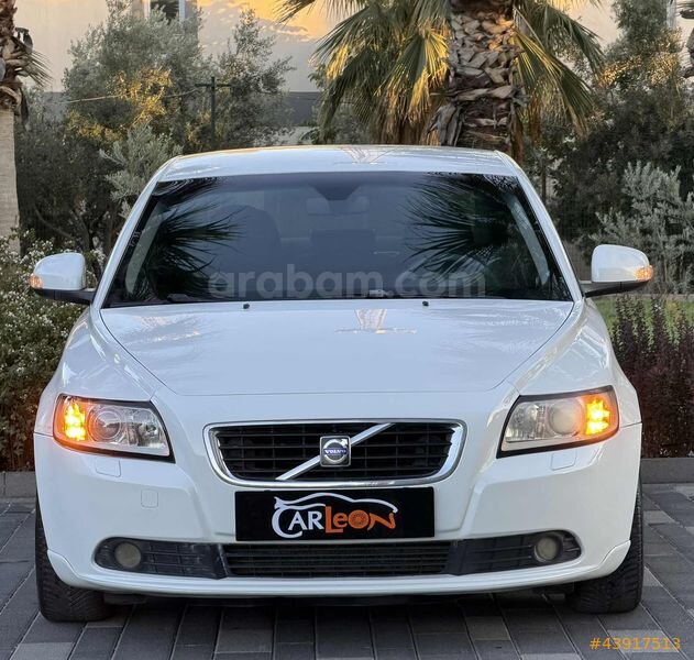 // CARLEON'dan// VOLVO S40 // TEK PARÇA BOYA// FULL BAKIMLI //