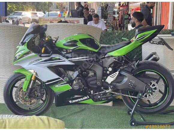 Galeriden Kawasaki Ninja ZX 6R 2015 Model Antalya 49.000 km Yeşil