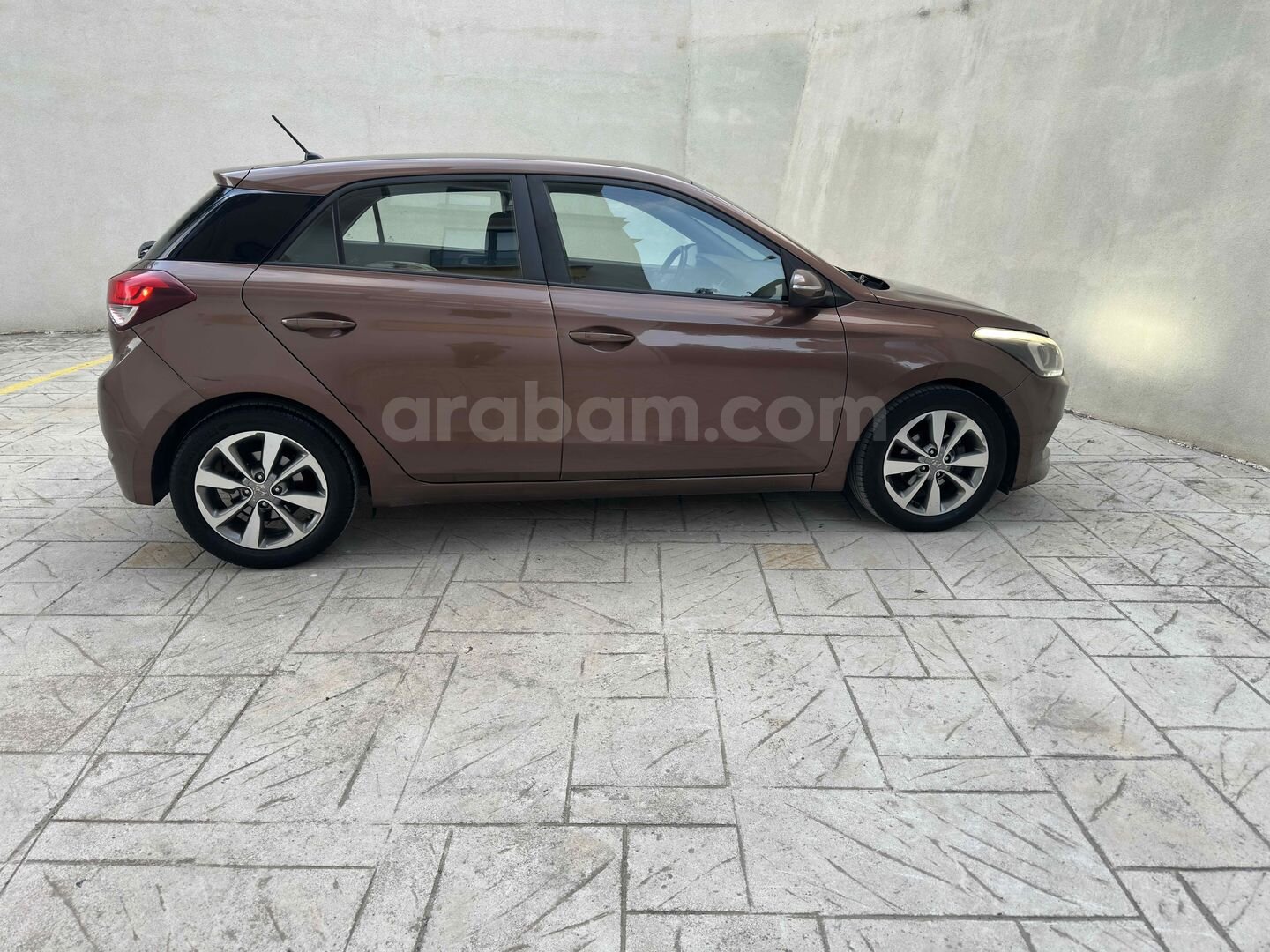 Galeriden Hyundai i20 1.4 MPI Style 2018 Model Sinop 152.000 km Kahverengi 5