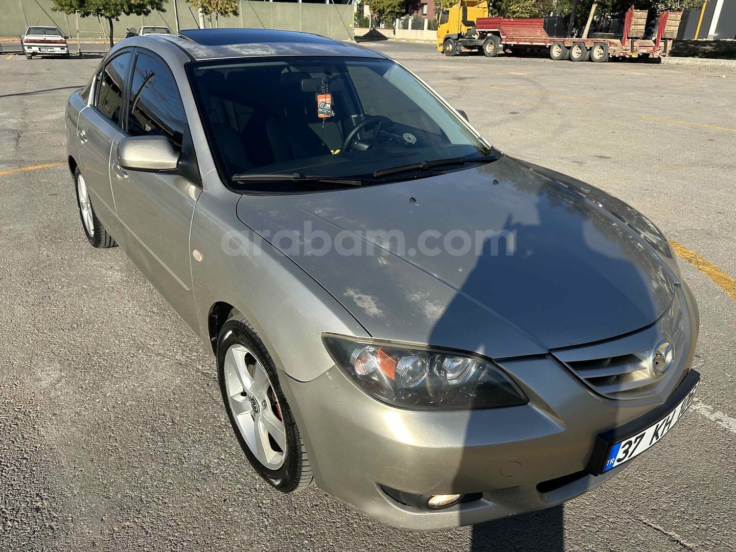 Sahibinden Mazda 3 otomatik vites tramer değişen yok sunroof 1.6 Dynamic 2004 Model 284.000 km Şampanya 7