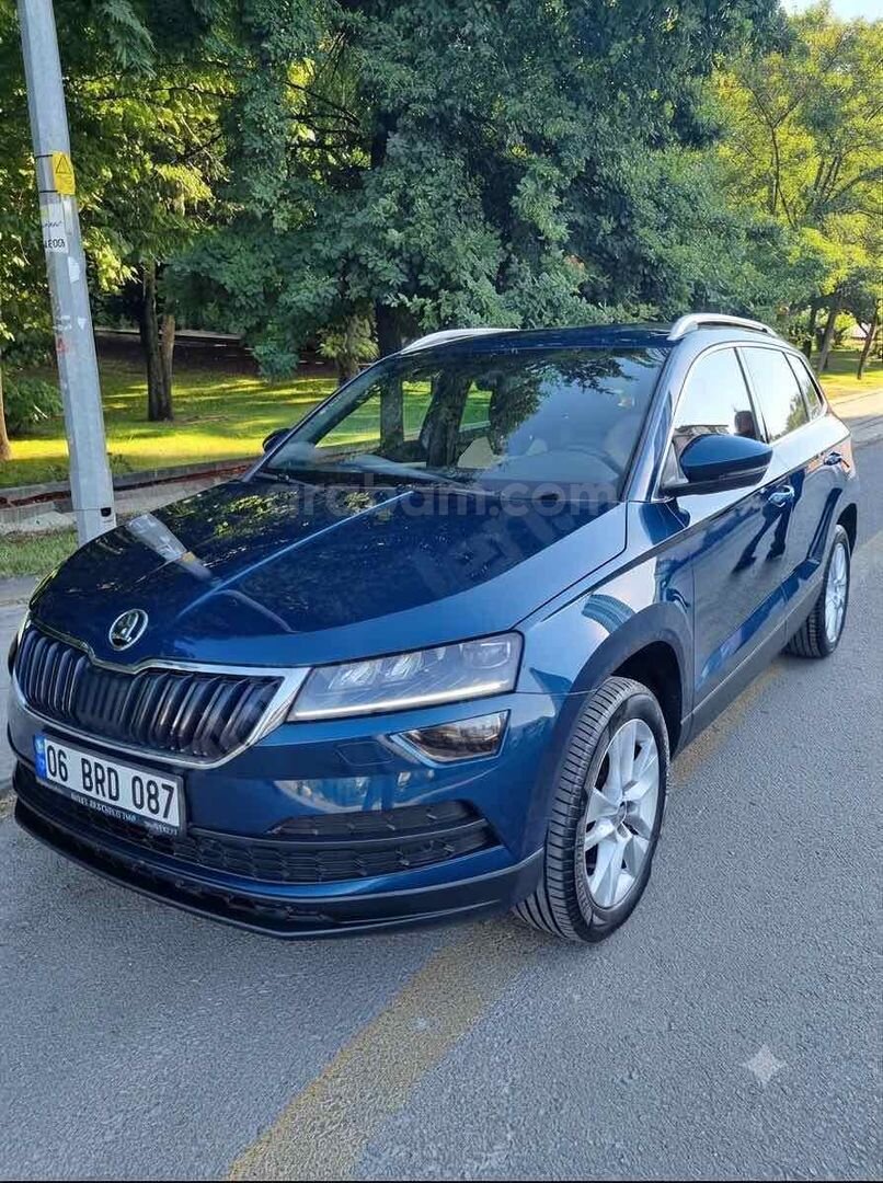 HATASIZ-BOYASIZ // iLK ELDEN //Y.SERVİS BAKIMLI-KUSURSUZ 135.000 KM. KAROQ 4