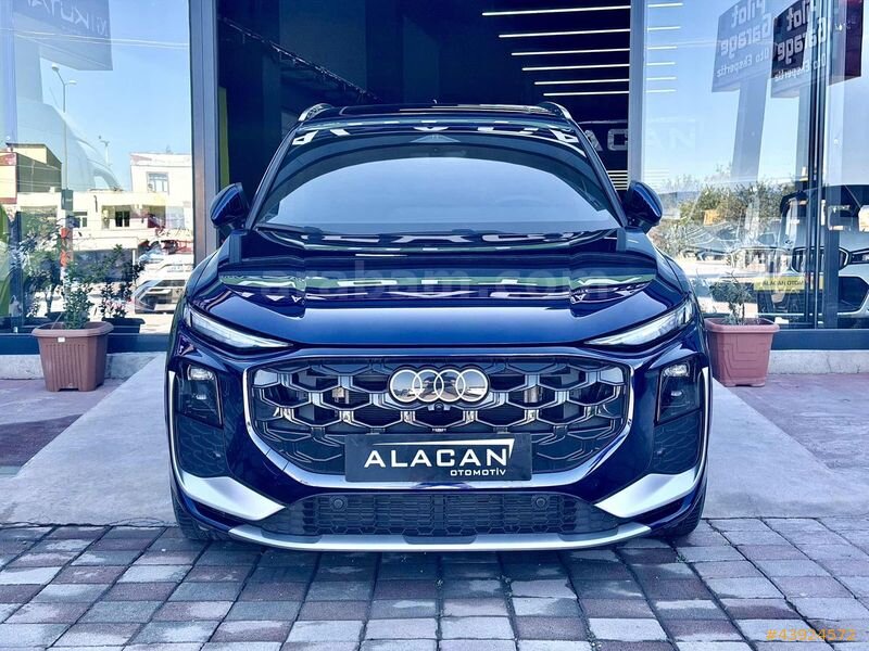 ALACAN OTOMOTİVDEN 2025 AUDI Q3 İÇ-DIŞ SLINE HATASIZ 19" JANT 3