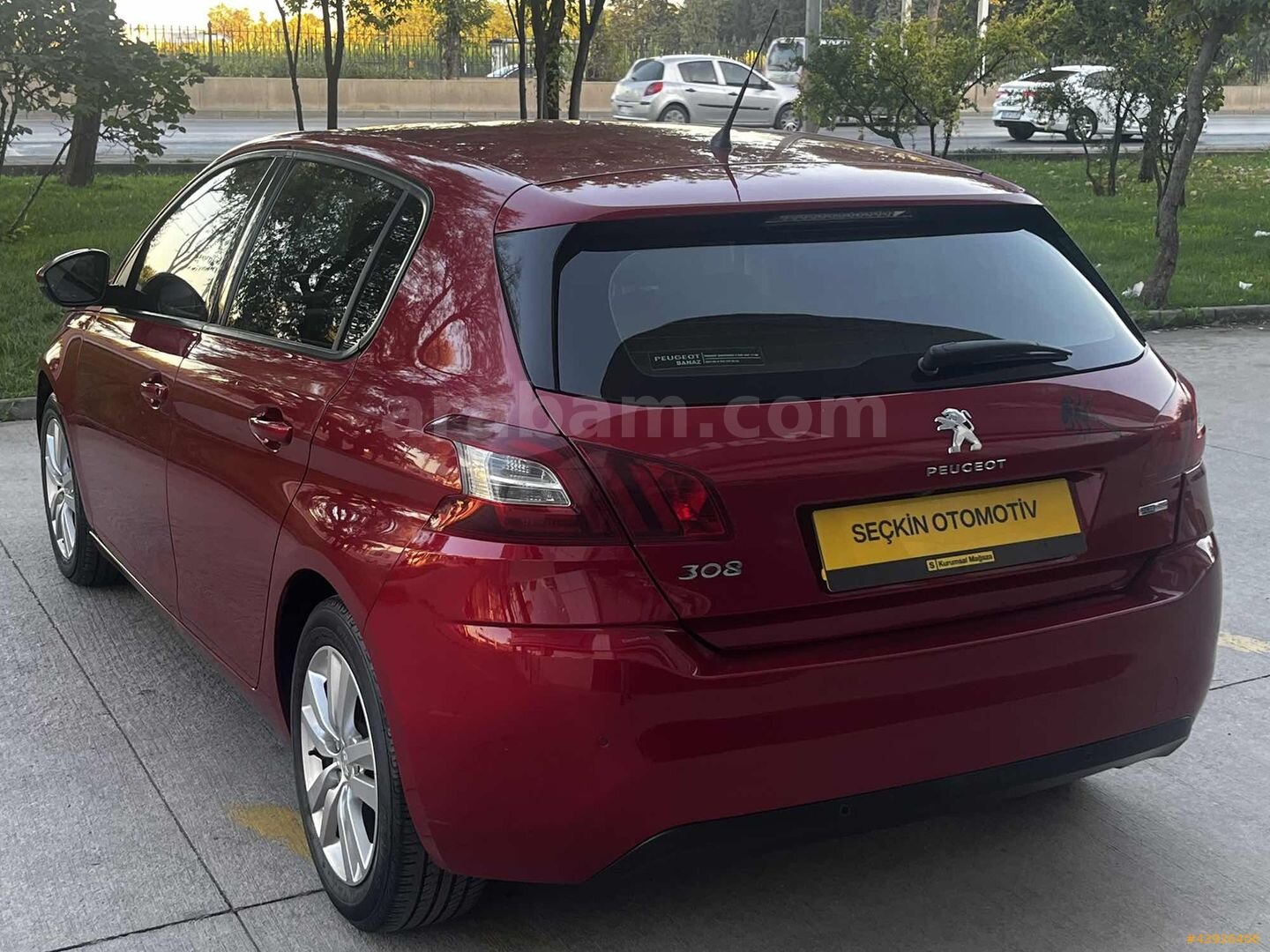 SEÇKİN'DEN 2017 PEUGEOT 308 1.2 puretech 130 HP HATASIZ BOYASIZ 7