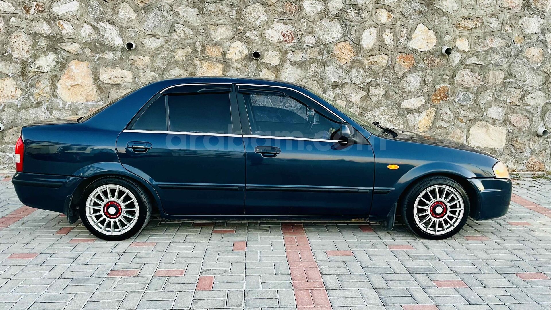 Sahibinden Mazda 323 1.5 i 1999 Model 4