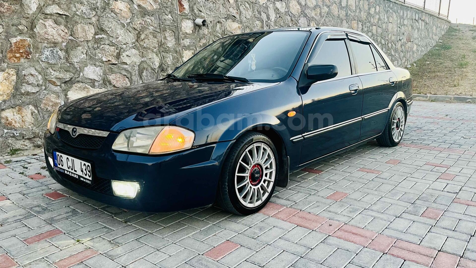 Sahibinden Mazda 323 1.5 i 1999 Model 2