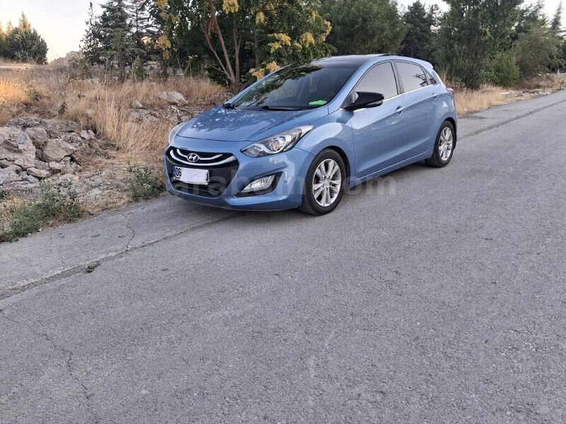 Sahibinden Hyundai i30 1.6 CRDi Elite 2012 Model