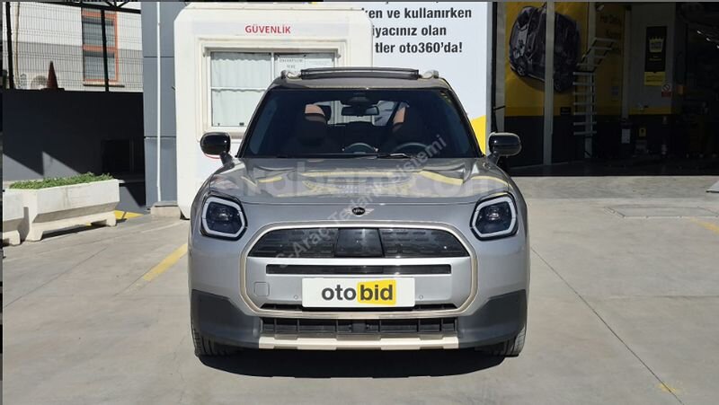 "TUYA MOTORS" FULL PPF KAPLI / HATASIZ-BOYASIZ / 2025 MINI COUNTRYMAN E - FAVORED 39.000KM