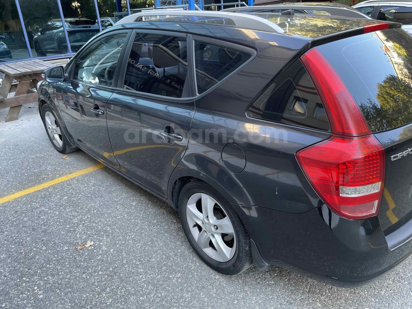 Sahibinden Sunrooflu Kia Ceed 1.6 CRDi Concept SW 2011 Model 7