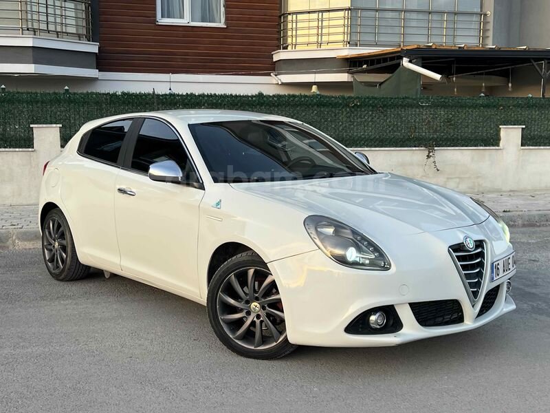 Sahibinden 2014 model Değişensiz Guiletta 6