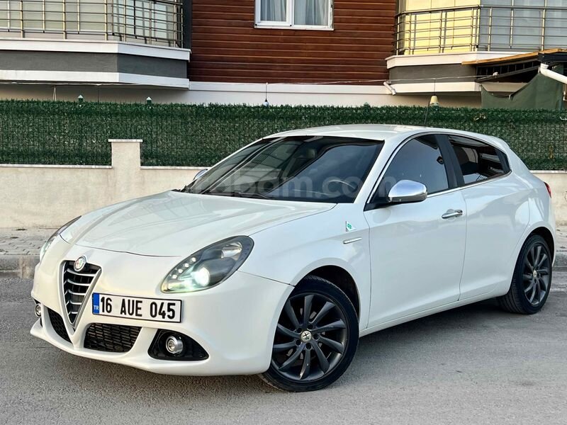 Sahibinden 2014 model Değişensiz Guiletta 4