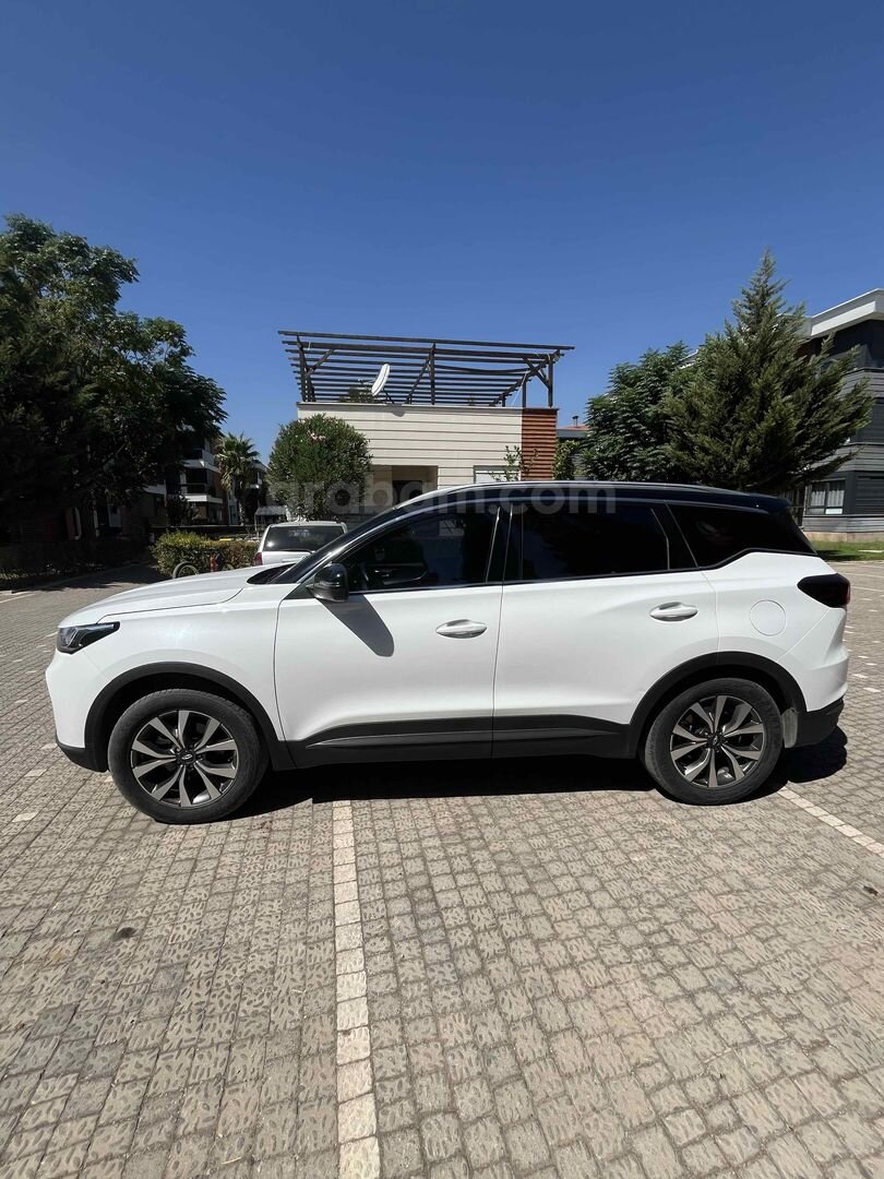 Sahibinden Chery Tiggo 7 Pro 1.6 TGDI Excellent 2024 Model Antalya 57.000 km Beyaz 4
