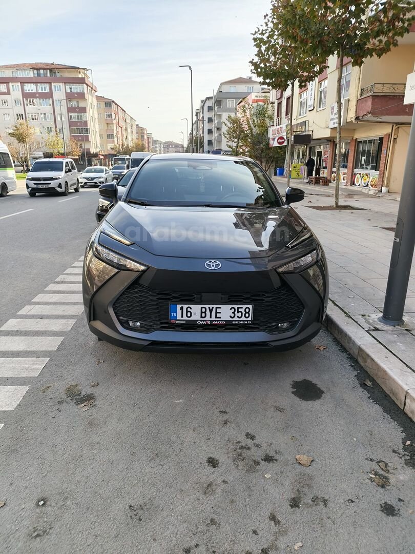 Ev alıcağım için Sahibinden Toyota C-HR 1.8 Hybrid Passion 2024 Model Panoromik cam tavan 7