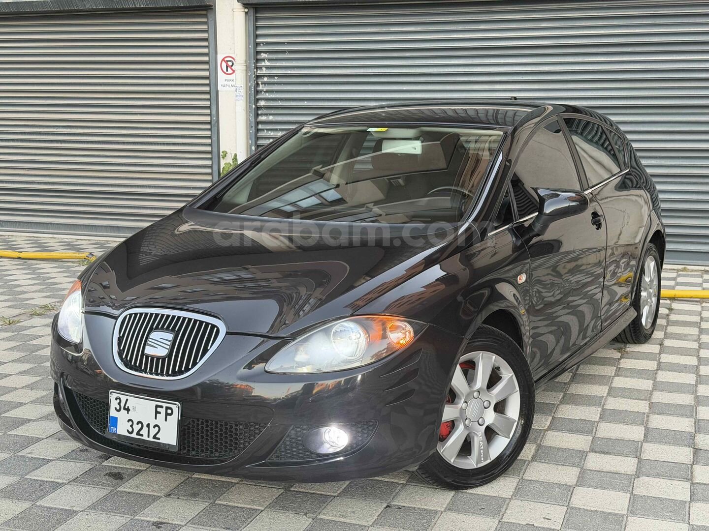 Galeriden Seat Leon 1.4 TSI Stylance 2009 Model İstanbul 230.000 km Siyah 1