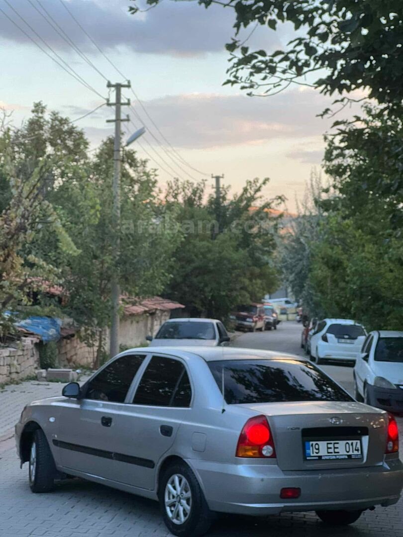 Sahibinden Hyundai Accent 1.3 Admire 2004 Model 5