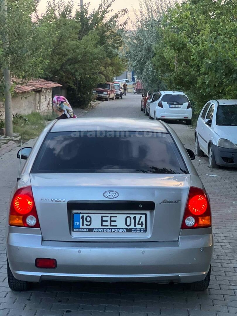 Sahibinden Hyundai Accent 1.3 Admire 2004 Model 4