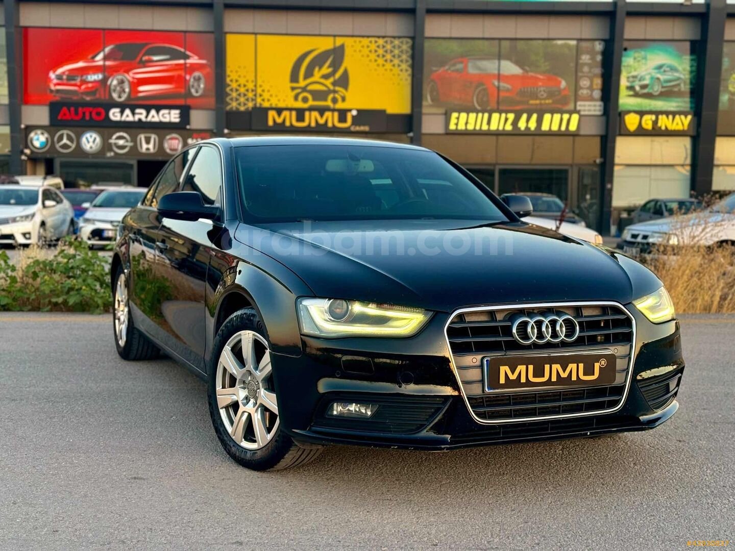 Galeriden Audi A4 Sedan 2.0 TDI 2013 Model Ankara 212.000 km Siyah 3