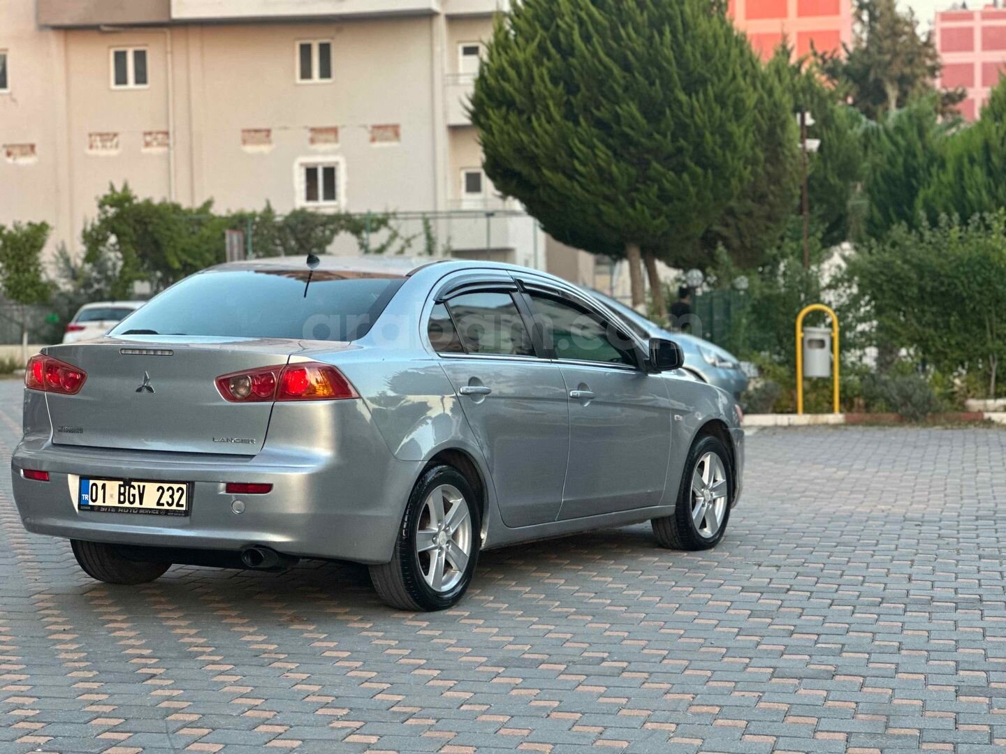 Sahibinden Mitsubishi Lancer 1.5 Inform 2010 Model 7
