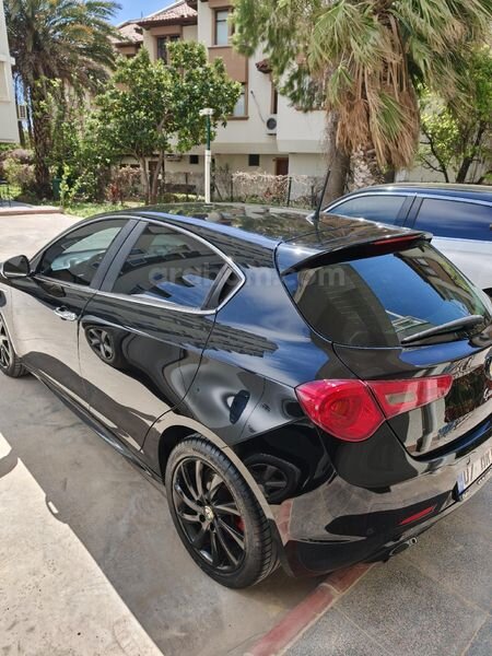 Sahibinden Alfa Romeo Giulietta 1.6 JTD Distinctive 2014 Model 3