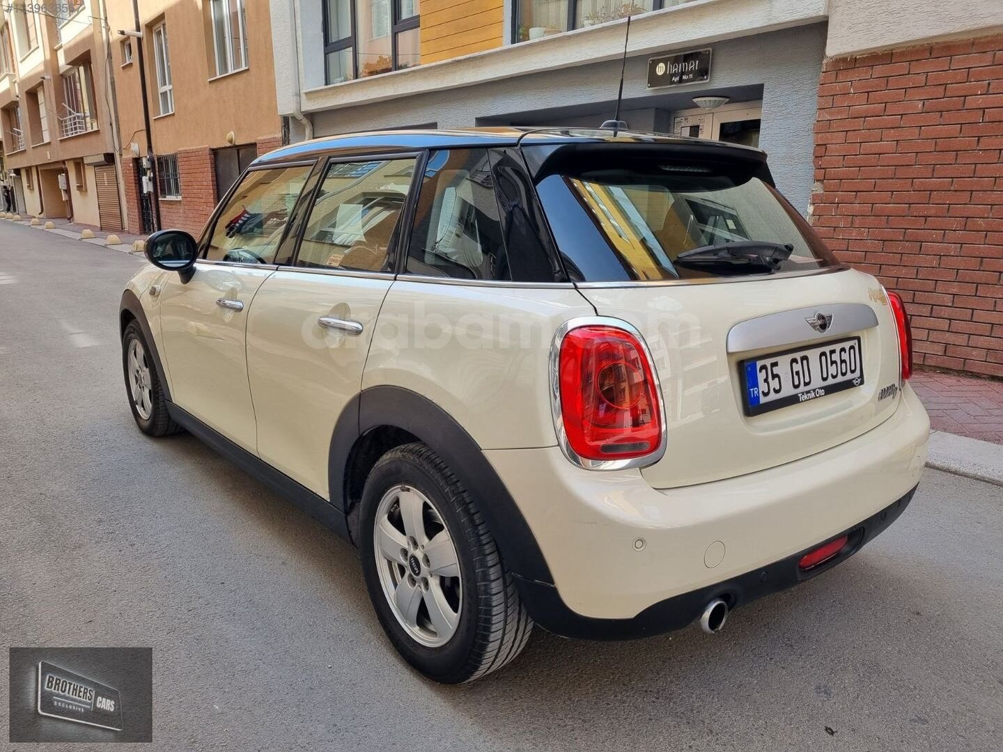 2015 MDL HATASIZ ORJ 96000 KM DE CAM TAVANLI DIZEL MINI COOPER 5