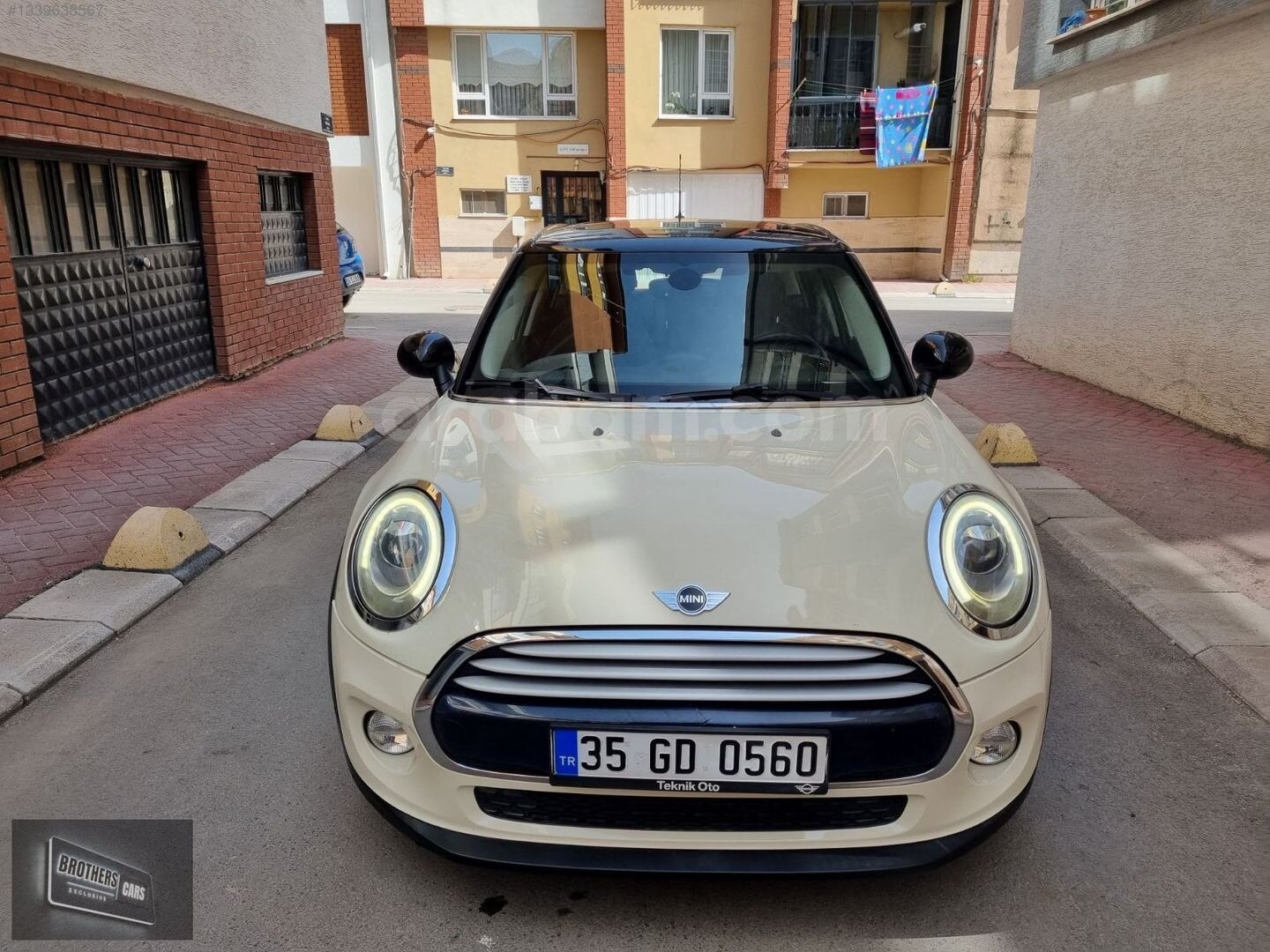 2015 MDL HATASIZ ORJ 96000 KM DE CAM TAVANLI DIZEL MINI COOPER 4