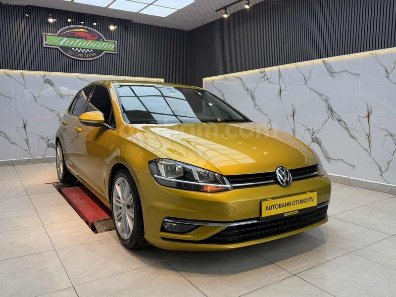 Galeriden Volkswagen Golf 1.0 TSi Comfortline 2017 Model Eskişehir 153.500 km Sarı