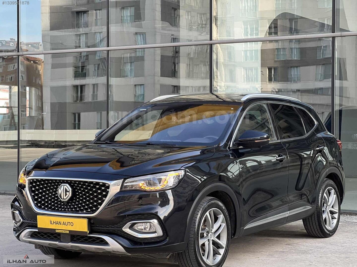 Galeriden MG HS 1.5 T-GDI Luxury 2024 Model İstanbul 55.000 km Siyah 3