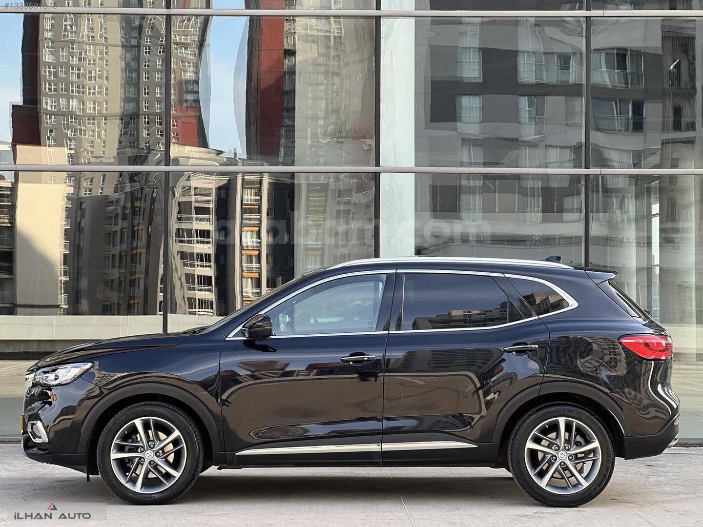Galeriden MG HS 1.5 T-GDI Luxury 2024 Model İstanbul 55.000 km Siyah 6