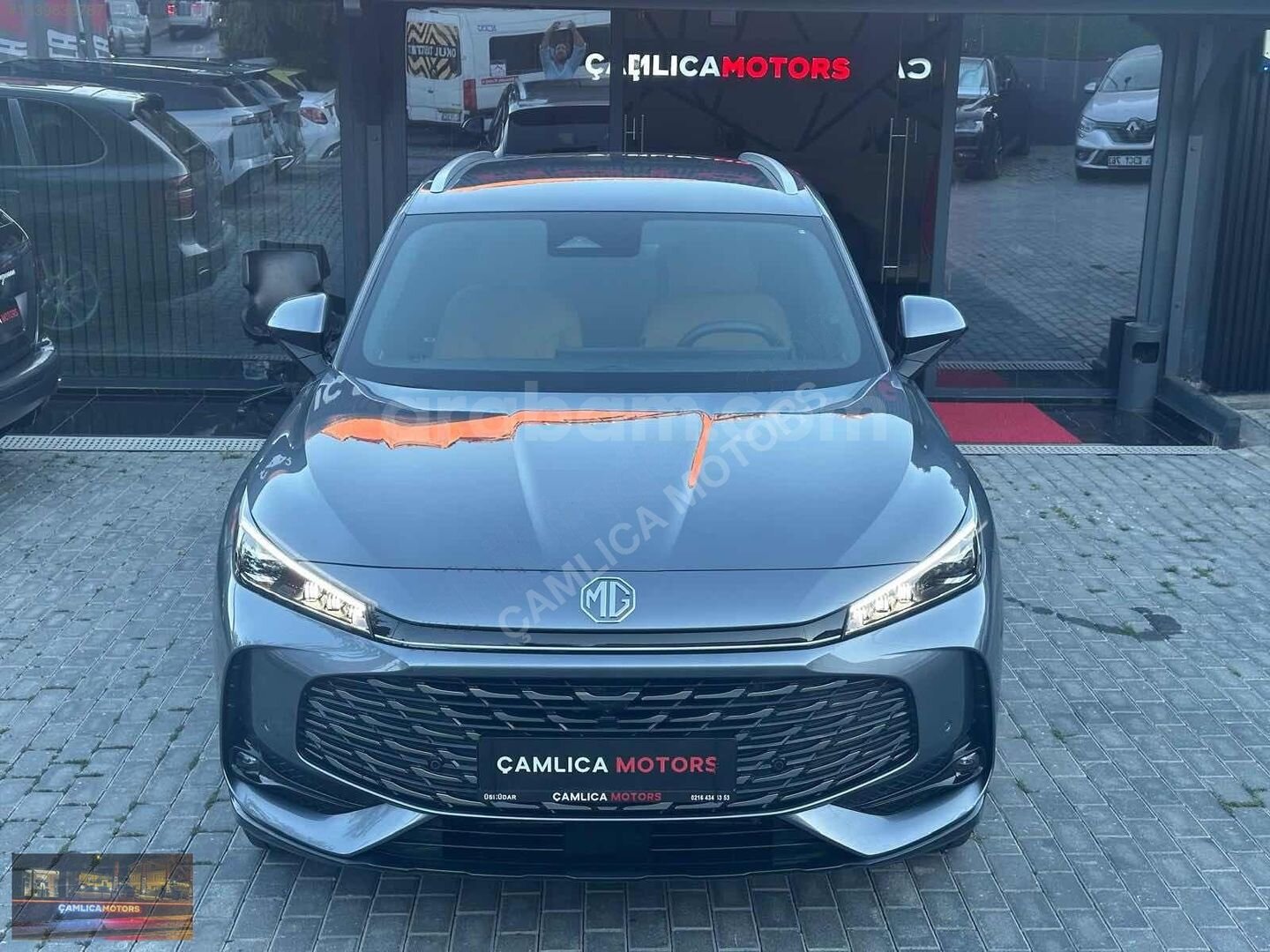 Galeriden MG HS 1.5 T-GDI Luxury 2024 Model İstanbul 13.000 km Gri 2