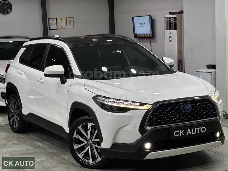 CK AUTO-2022 COROLLA CROSS 1.8HYBRİD PASSİON X 42.000 KM BOYASZ