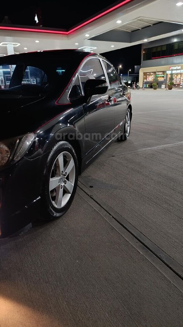 Sahibinden Honda Civic 1.6i VTEC Elegance 2009 Model 3