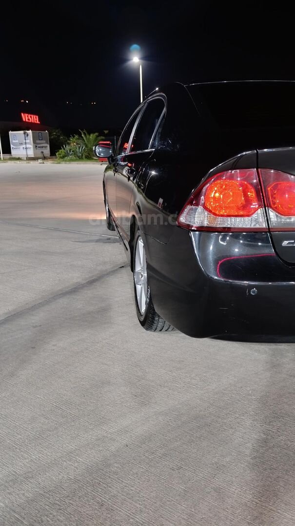 Sahibinden Honda Civic 1.6i VTEC Elegance 2009 Model 5
