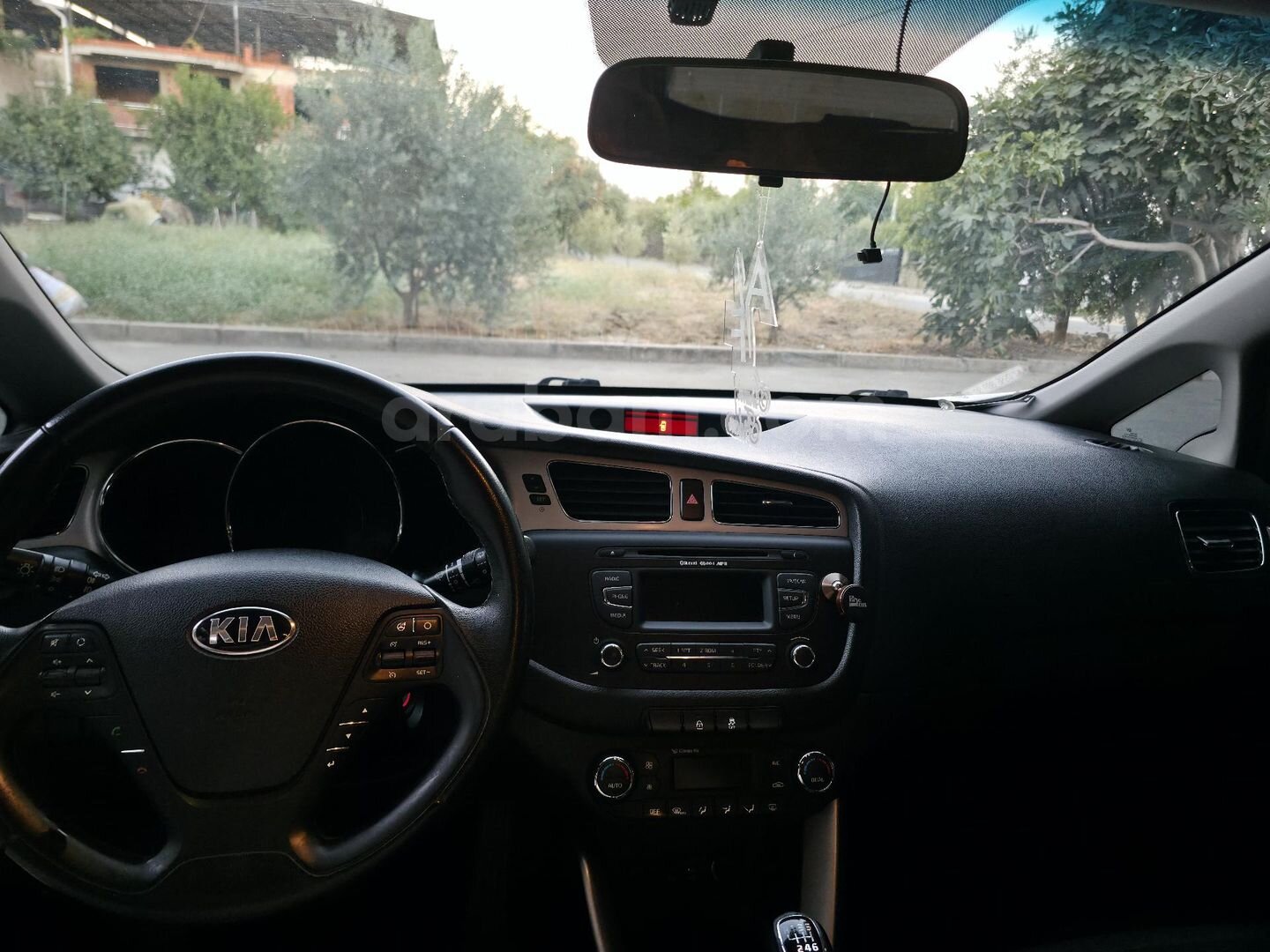 Sahibinden Kia Ceed 1.6 CRDi Comfort 2015 Model 6