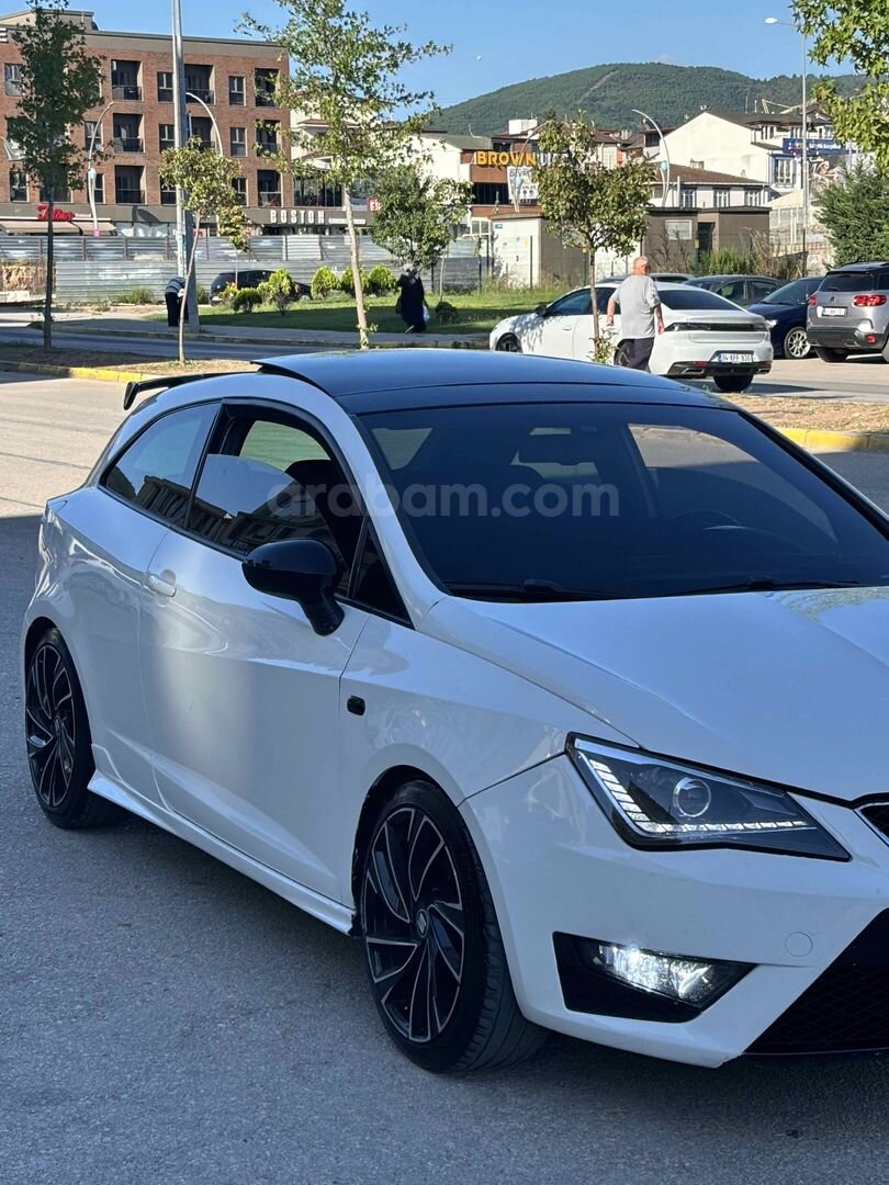 Sahibinden Seat Ibiza 1.4 TSI Sport Coupe Bocanegra 2011 Model 7