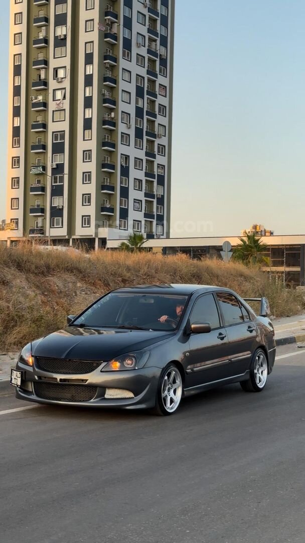 Sahibinden Boyasız Değişensiz Mitsubishi 4