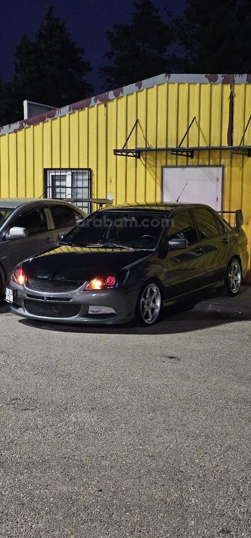 Sahibinden Boyasız Değişensiz Mitsubishi 2
