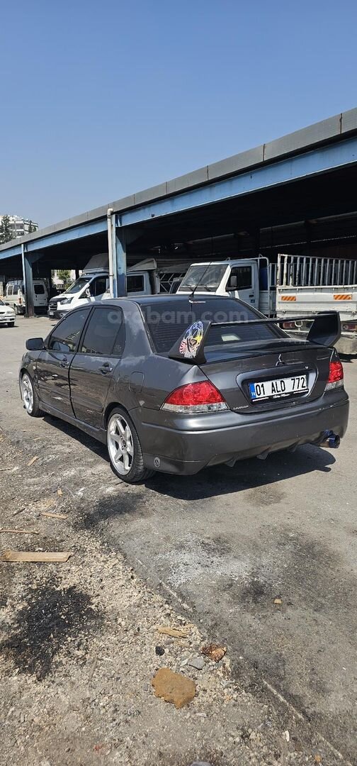 Sahibinden Boyasız Değişensiz Mitsubishi 7