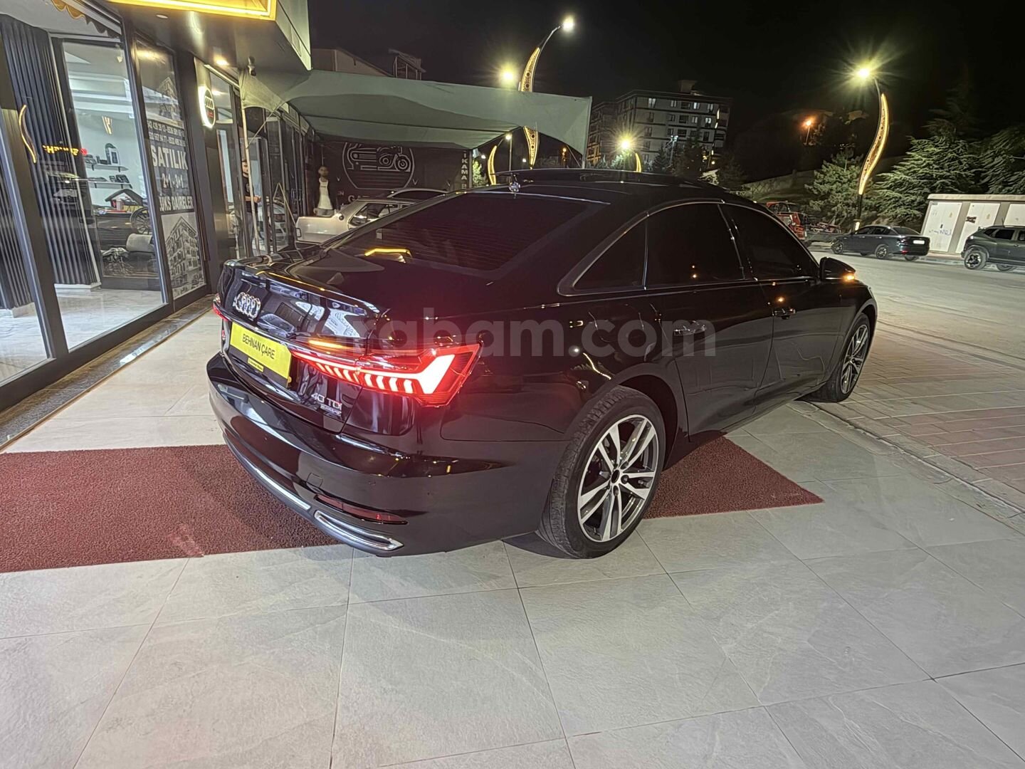 Galeriden Audi A6 Sedan 40 TDI Quattro Design 2021 Model Van 194.000 km Siyah 2