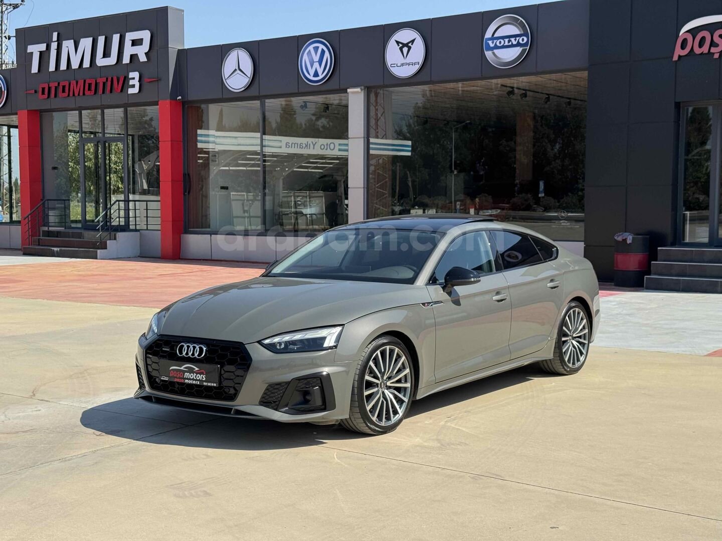 Galeriden Audi A5 Sportback 40 TDI Quattro S Line 2023 Model Manisa 83.000 km Yeşil (metalik) 3