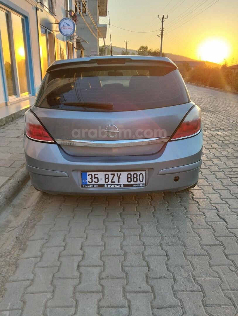 Galeriden Opel Astra 1.6 Enjoy 2004 Model İstanbul 382.000 km Gri (titanyum) 5