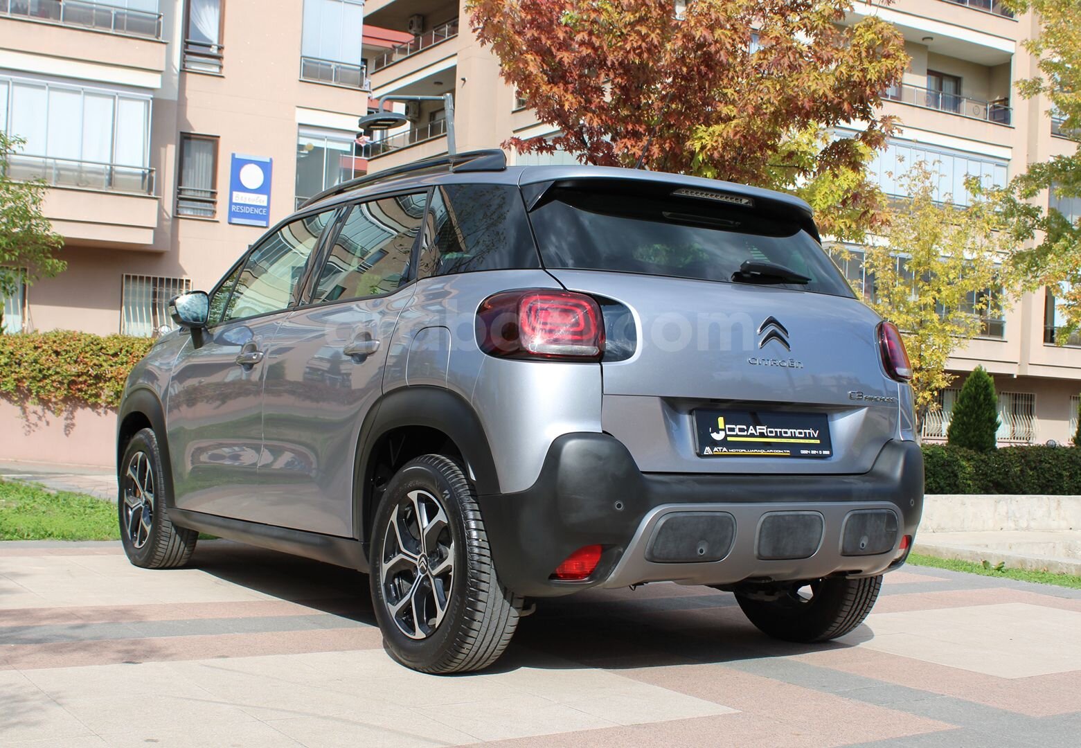 Ata Motorlu Araçlar'dan 300 Bin Peşin Kalan Senet ile 2024 Citroen C3 Aircoss Garantili 7