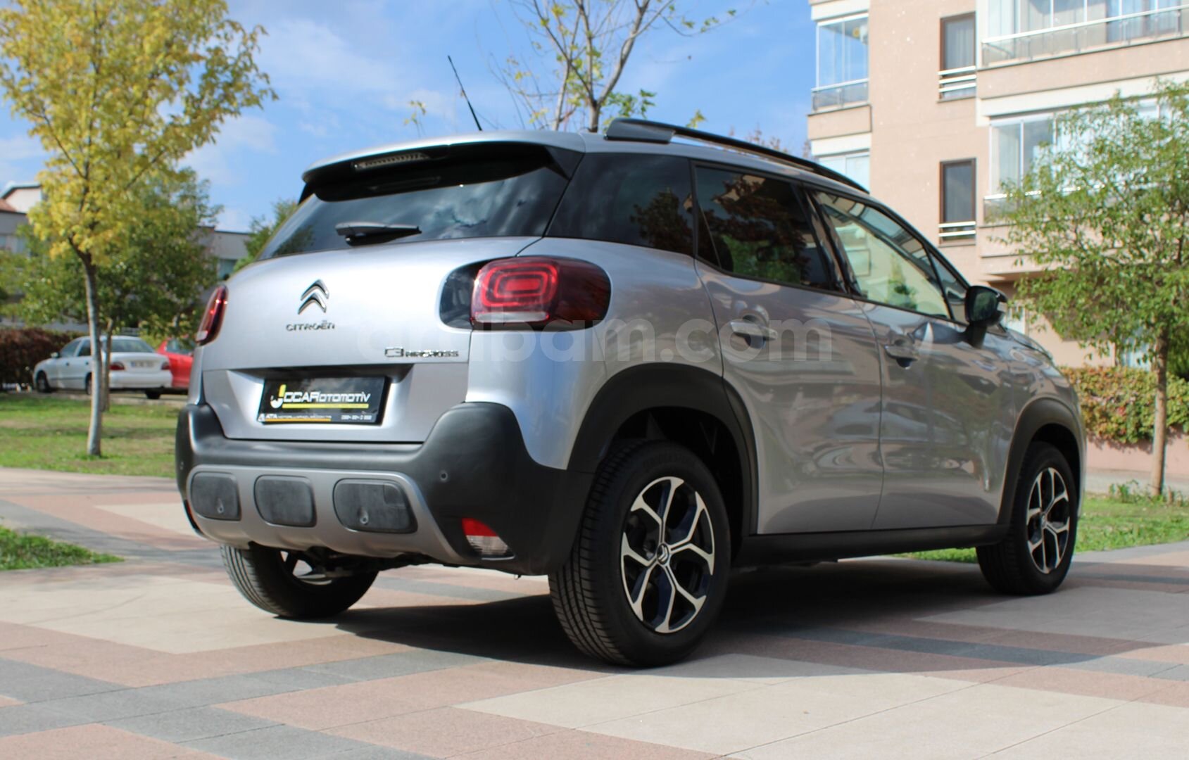 Ata Motorlu Araçlar'dan 300 Bin Peşin Kalan Senet ile 2024 Citroen C3 Aircoss Garantili 5
