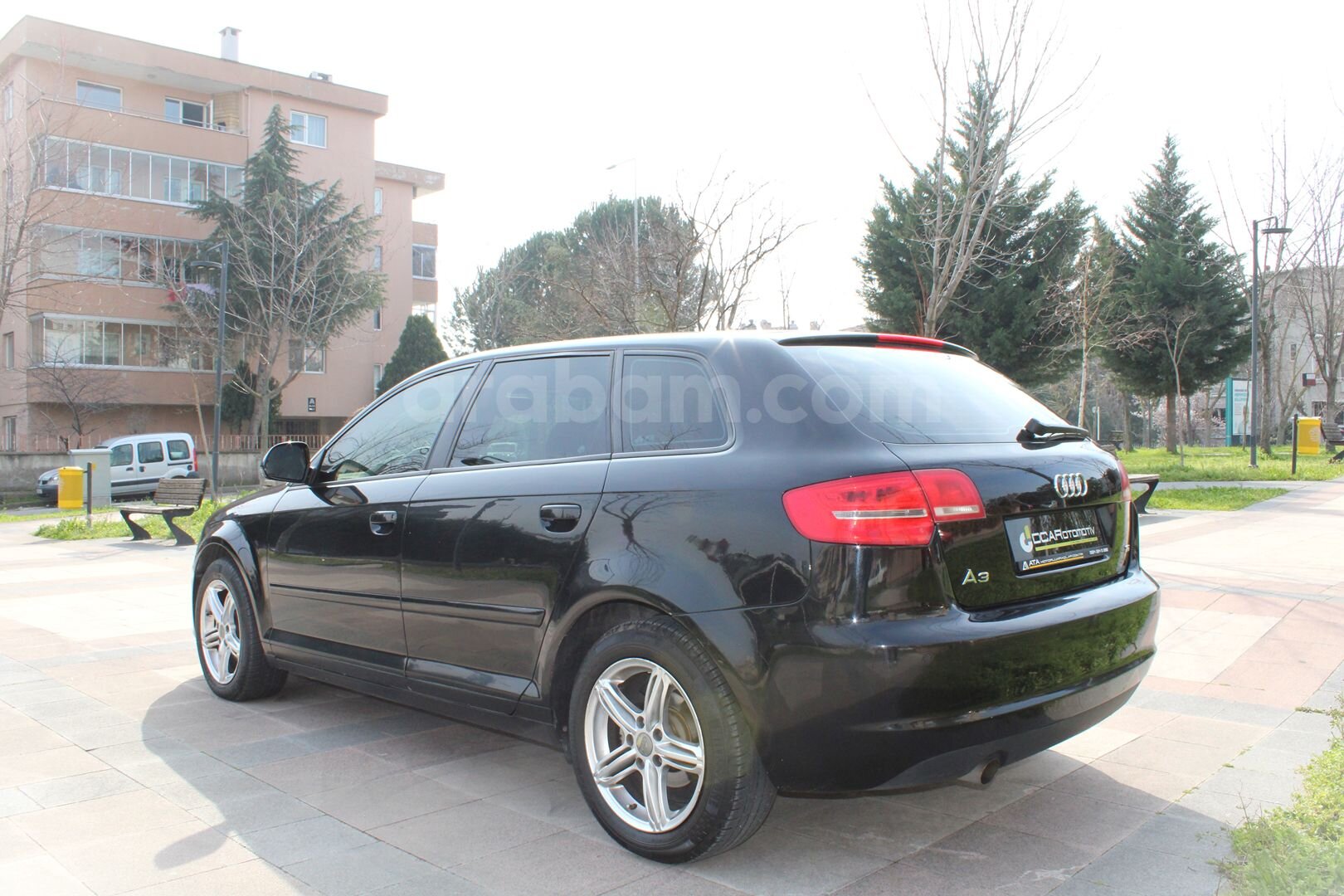 Galeriden Audi A3 Sportback 1.6 Attraction 2010 Model Bursa 110.000 km Siyah 6