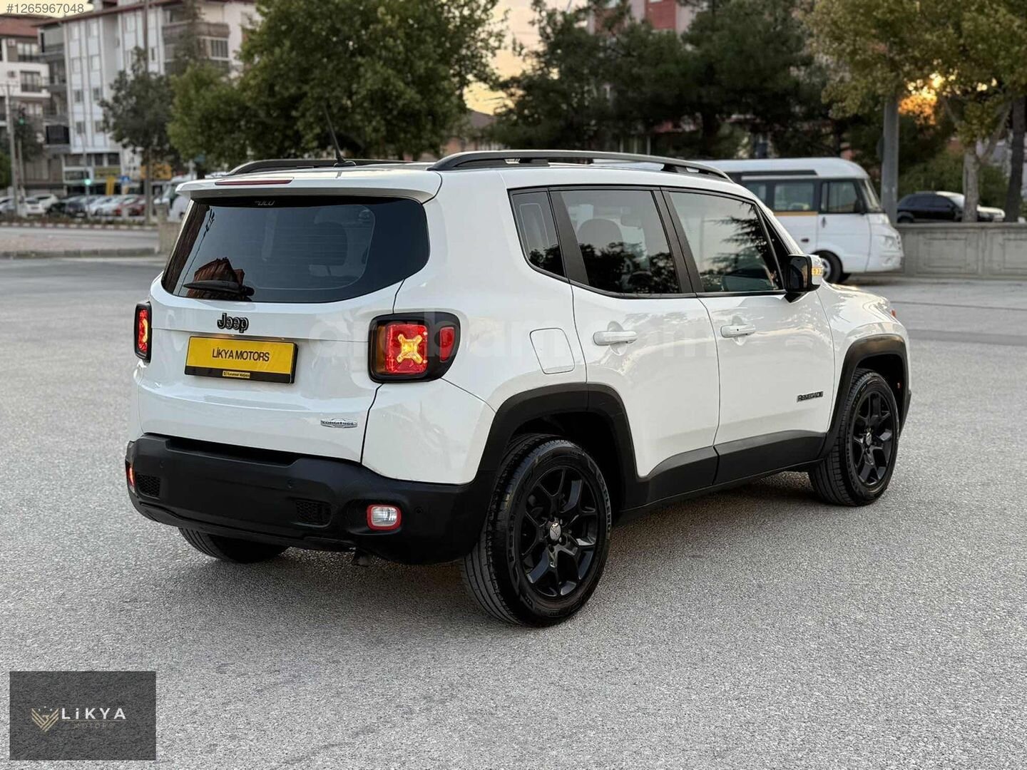 KUSURSUZ JEEP RENEGADE 6