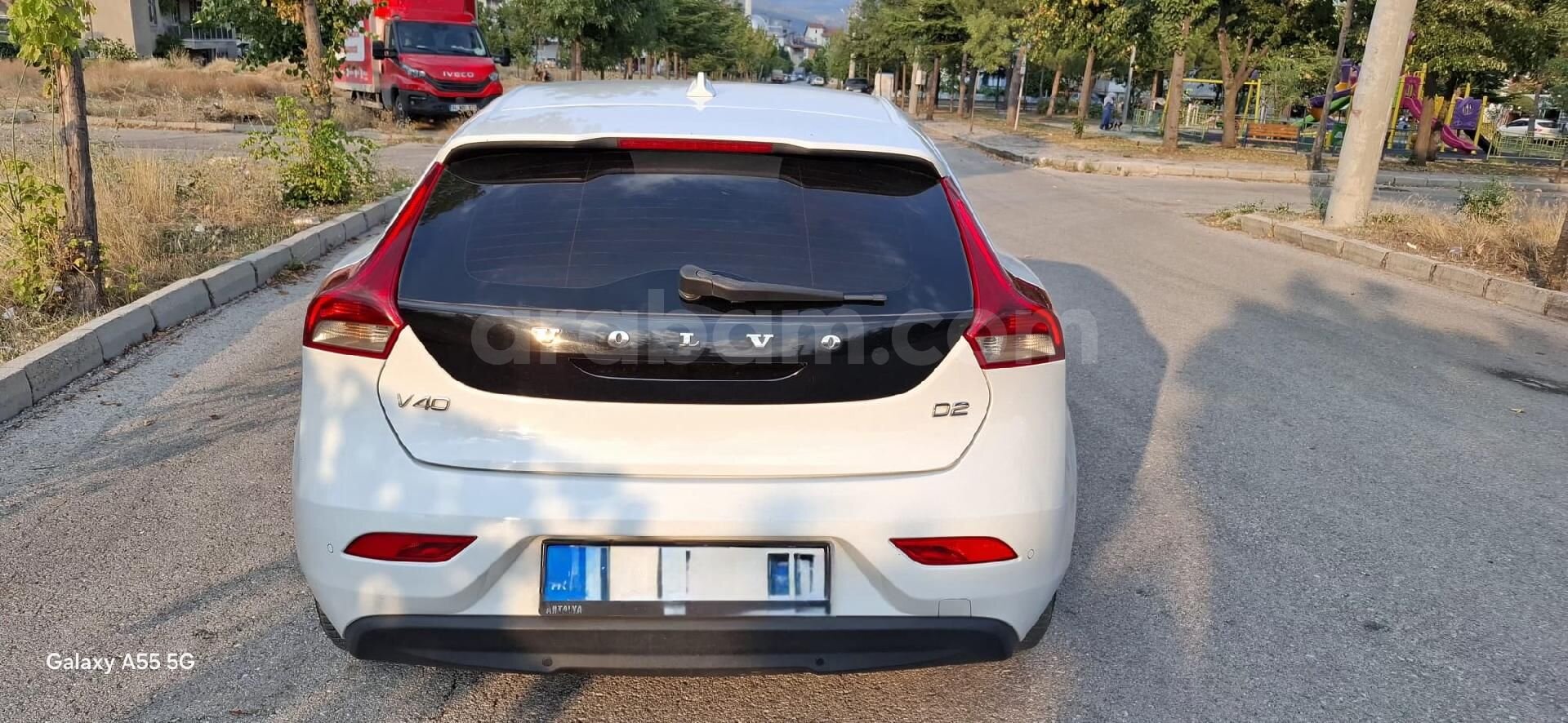 HATASIZ BOYASIZ VOLVO V40 3