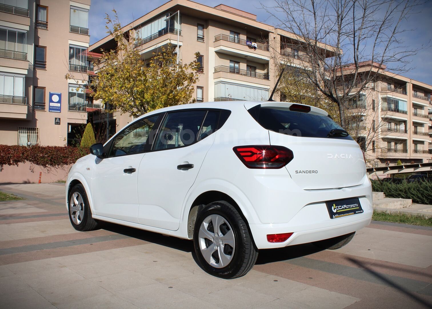 Galeriden Dacia Sandero 1.0 TCe Comfort 2023 Model Bursa 23.000 km Beyaz 6