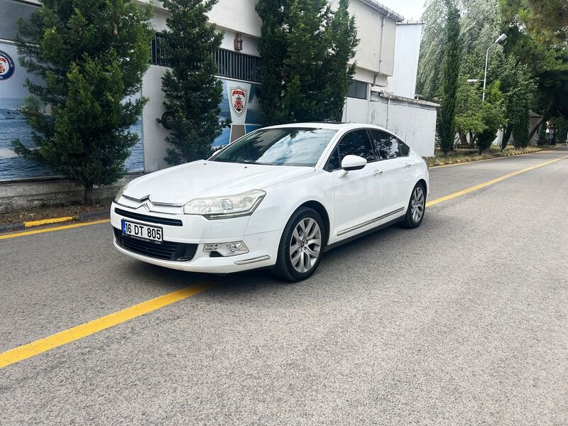 Sahibinden 2012 Citroen C5 2.0 HDi Exclusive 163HP Çok Temiz Servis Bakımlı 1