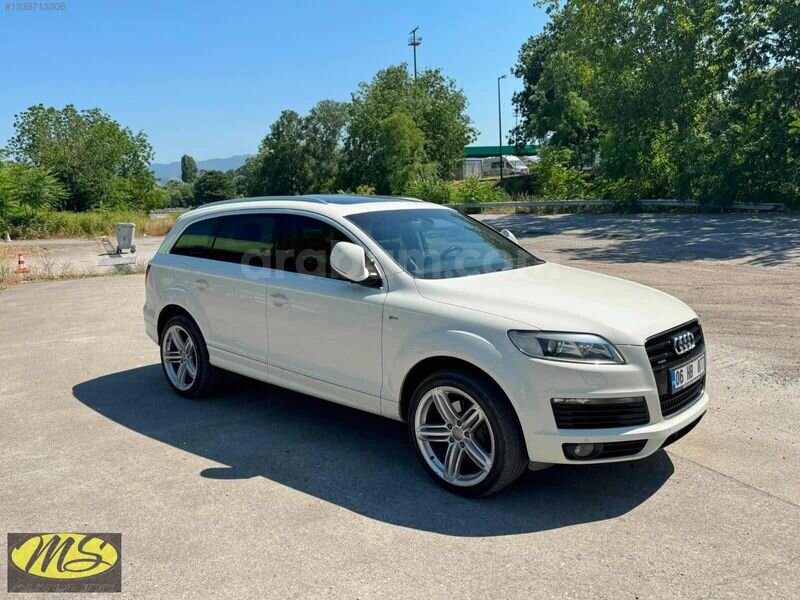 HATASIZBOYASIZ AUDİQ7 3.0TDI QUATTRO 2009MODEL 171000KM EMSALSİZ